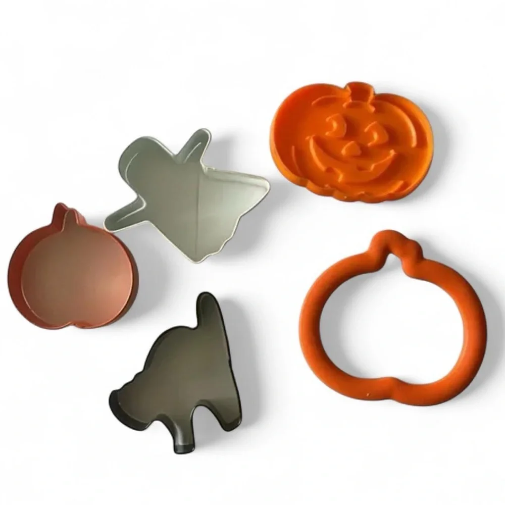 Wilton Halloween Fall Pumpkin Comfort Grip Stainless Steel Cookie Cutter Lot 5